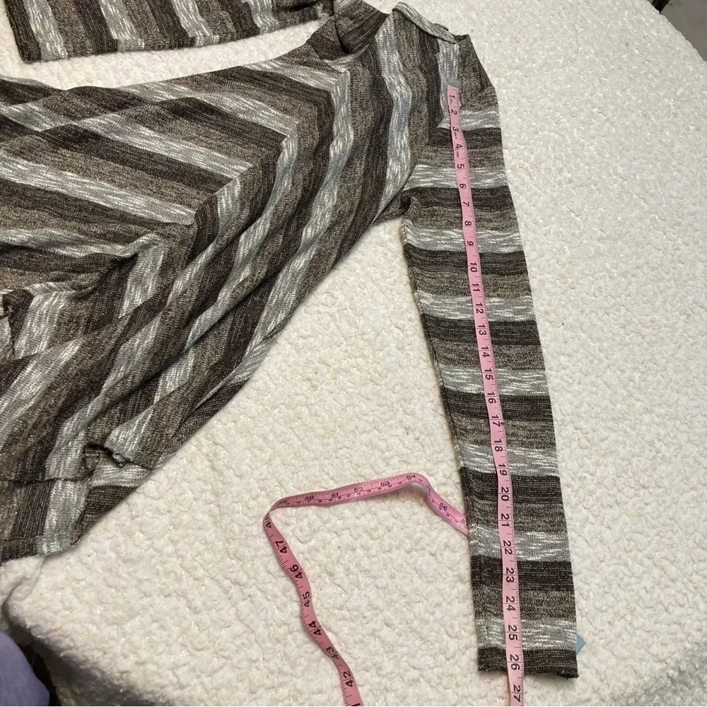 Knox Rose ✨ Cozy Chevron Tunic – Effortless Boho Vibes ✨ - Picture 8 of 12